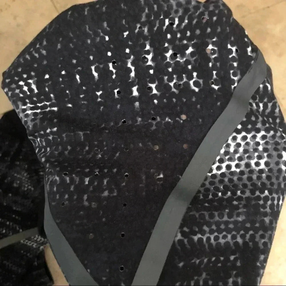 Nike Luxe Printed Reflective Running Tight - Picture 9 of 9